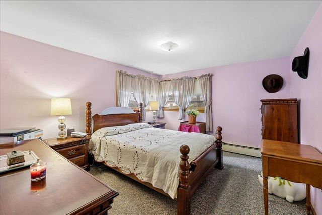 9 Harris Street, Nashua, NH 03060