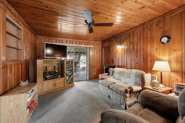 9 Harris Street, Nashua, NH 03060