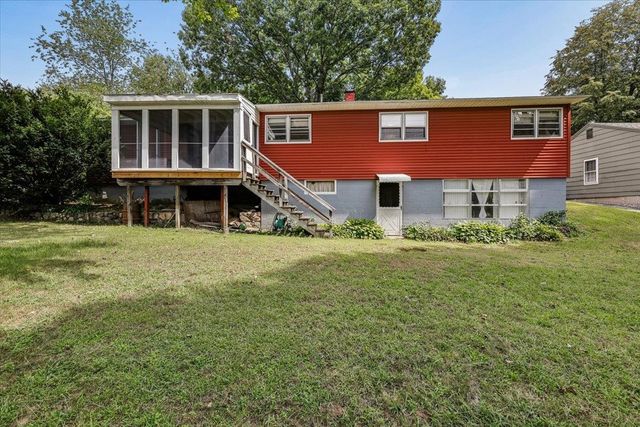 9 Harris Street, Nashua, NH 03060