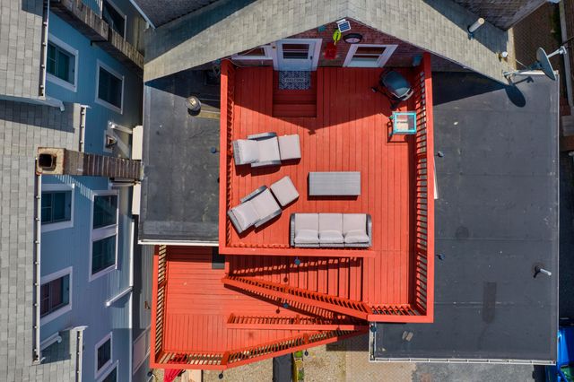 294 Commercial Street, Provincetown, MA 02657