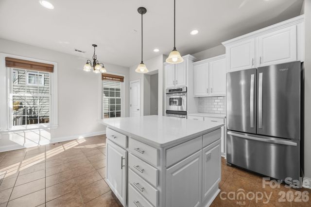 9429 Ridgeforest Drive, Charlotte, NC 28277