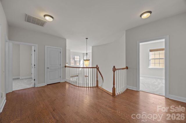 9429 Ridgeforest Drive, Charlotte, NC 28277