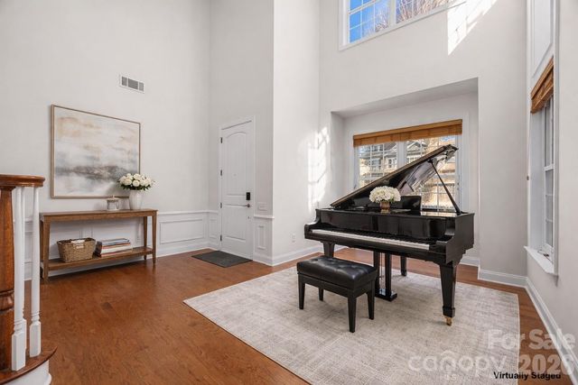 9429 Ridgeforest Drive, Charlotte, NC 28277