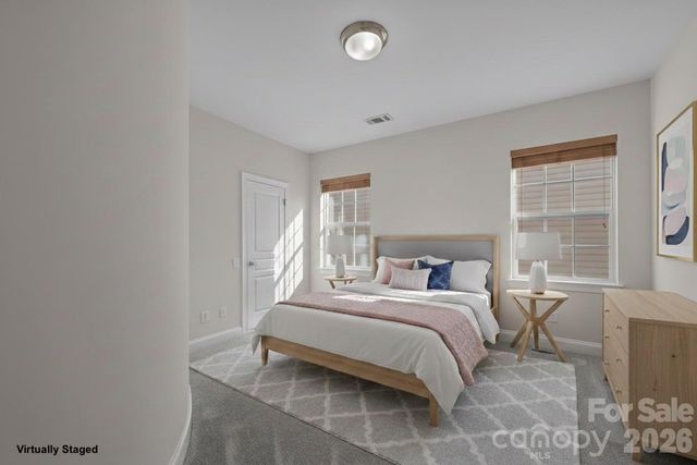 9429 Ridgeforest Drive, Charlotte, NC 28277