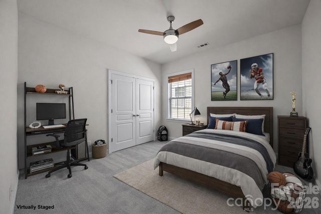 9429 Ridgeforest Drive, Charlotte, NC 28277