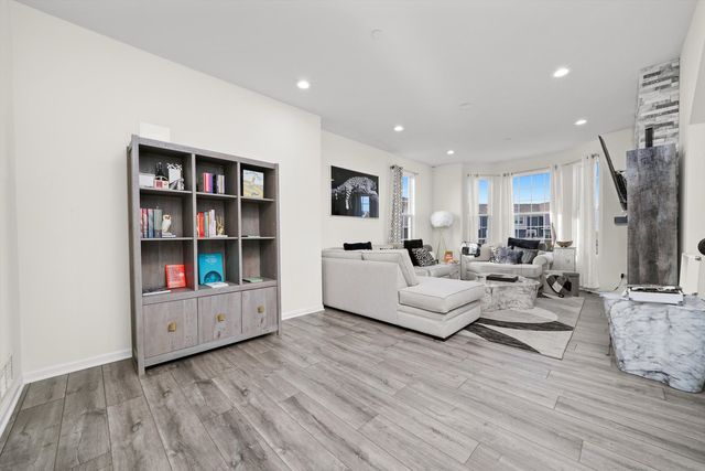 14052 S Belmont Drive, Homer Glen, IL 60491