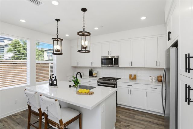 4089 Spring Haven Lane, Corona, CA 92883