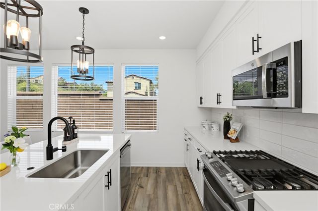 4089 Spring Haven Lane, Corona, CA 92883