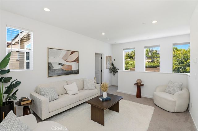 4089 Spring Haven Lane, Corona, CA 92883