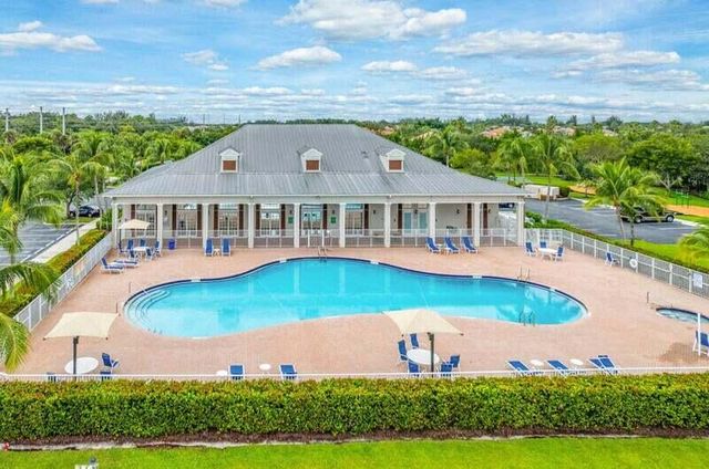 9271 Madewood Court, West Palm Beach, FL 33411