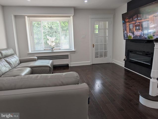 1856 MOHICAN ST, Philadelphia, PA 19138