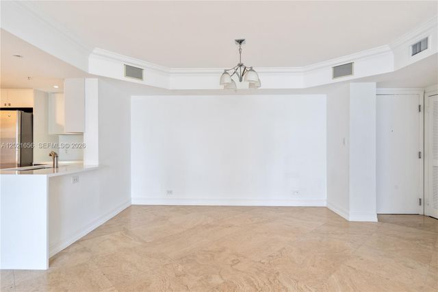 701 Brickell Key Blvd 1411, Miami, FL 33131