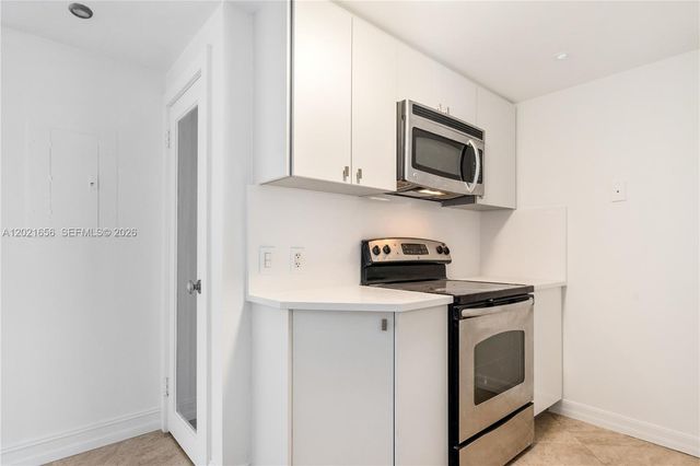 701 Brickell Key Blvd 1411, Miami, FL 33131