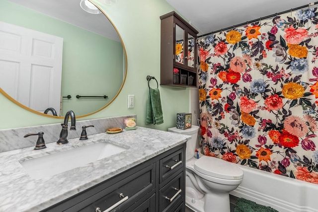 10 Country Club Drive, Walpole, MA 02081