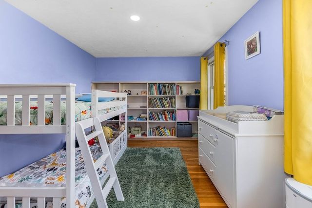 10 Country Club Drive, Walpole, MA 02081