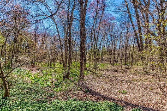 10 Country Club Drive, Walpole, MA 02081