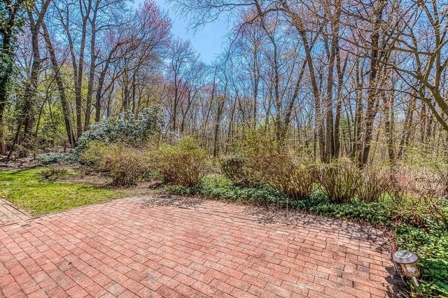 10 Country Club Drive, Walpole, MA 02081