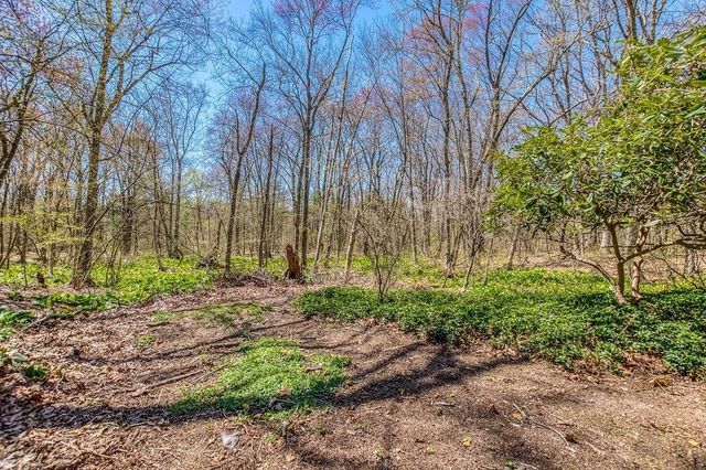 10 Country Club Drive, Walpole, MA 02081