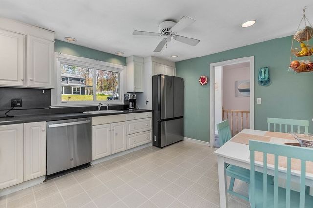 10 Country Club Drive, Walpole, MA 02081