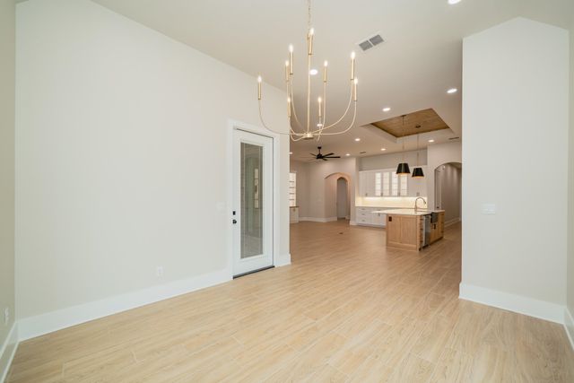 3928 Hidden Hills Cir, Longview, TX 75605