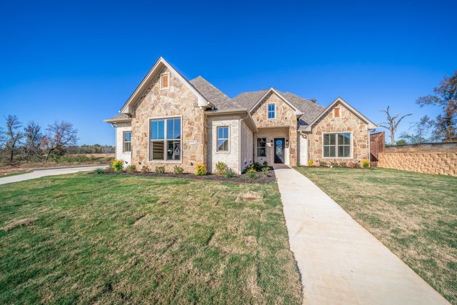 3928 Hidden Hills Cir, Longview, TX 75605