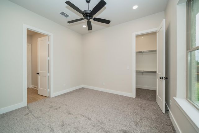 3928 Hidden Hills Cir, Longview, TX 75605