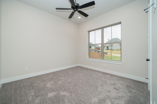 3928 Hidden Hills Cir, Longview, TX 75605