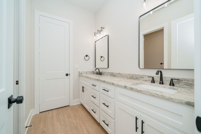 3928 Hidden Hills Cir, Longview, TX 75605