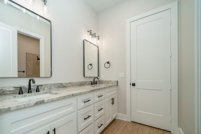 3928 Hidden Hills Cir, Longview, TX 75605