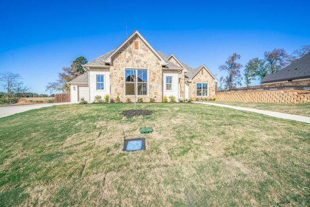 3928 Hidden Hills Cir, Longview, TX 75605