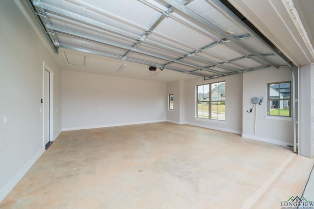 3928 Hidden Hills Cir, Longview, TX 75605