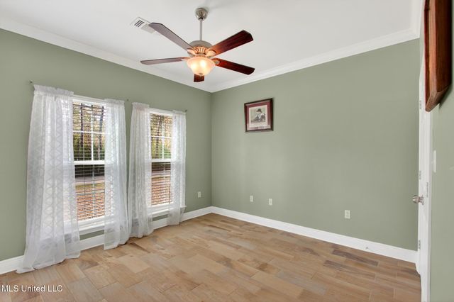 19270 Fenton Dedeaux Road, Kiln, MS 39556