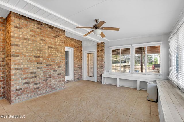 19270 Fenton Dedeaux Road, Kiln, MS 39556