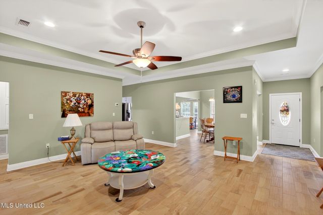 19270 Fenton Dedeaux Road, Kiln, MS 39556