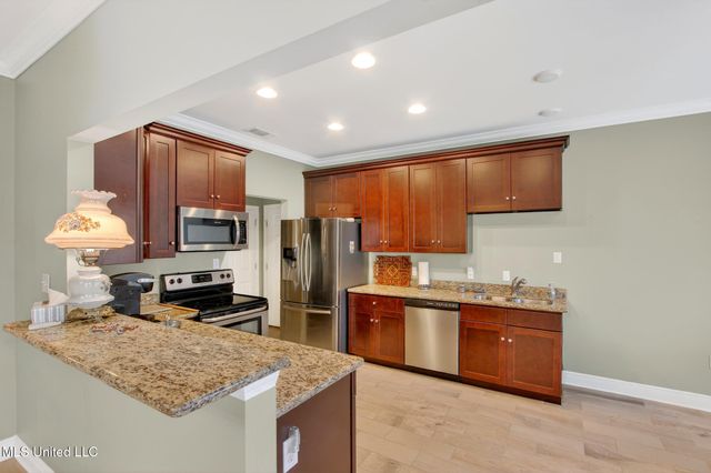 19270 Fenton Dedeaux Road, Kiln, MS 39556