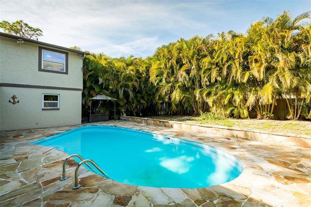 1647 HOBBIT ROAD, Dunedin, FL 34698