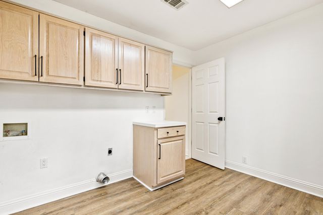 9 Huesca Lane, Hot Springs Village, AR 71909