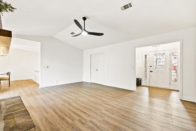 9 Huesca Lane, Hot Springs Village, AR 71909