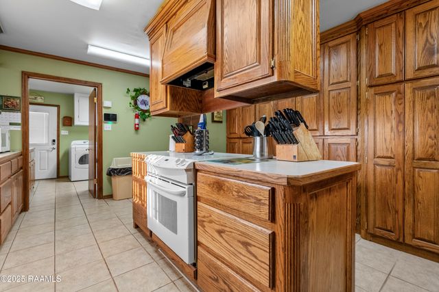 6104 Highway 26, Jennings, LA 70546