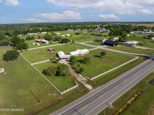 6104 Highway 26, Jennings, LA 70546