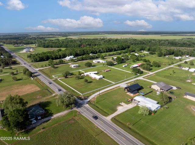 6104 Highway 26, Jennings, LA 70546