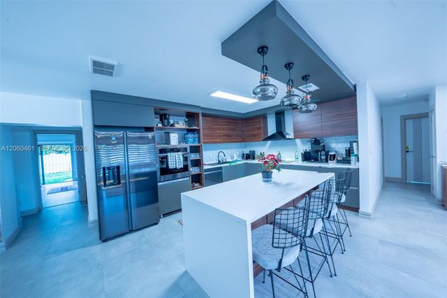 1221 W Camino Real 1221, Boca Raton, FL 33486