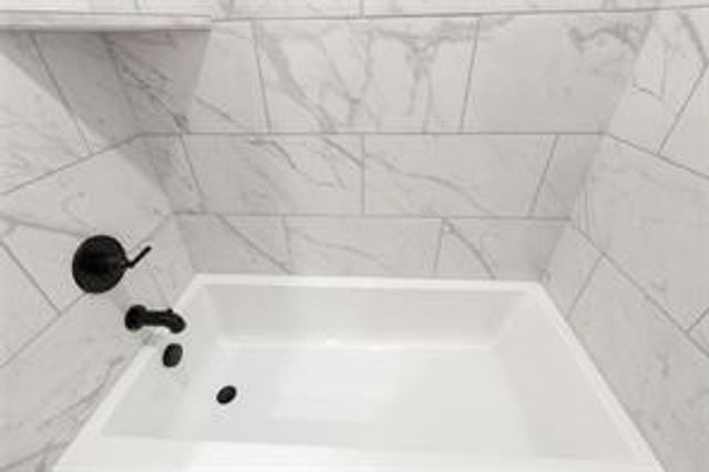 8233 Mountain Oak Drive, Edmond, OK 73034