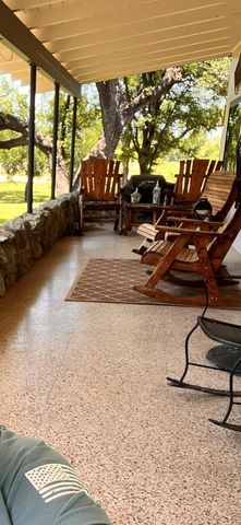 160 Lake Shore DR, Horseshoe Bay, TX 78657