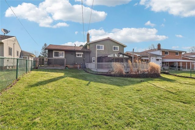 7100 Trevor Lane, Parma, OH 44129