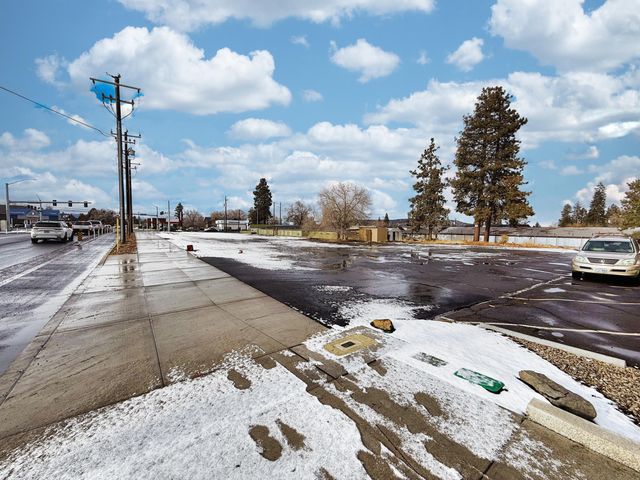 530 SE 3rd Street, Bend, OR 97702