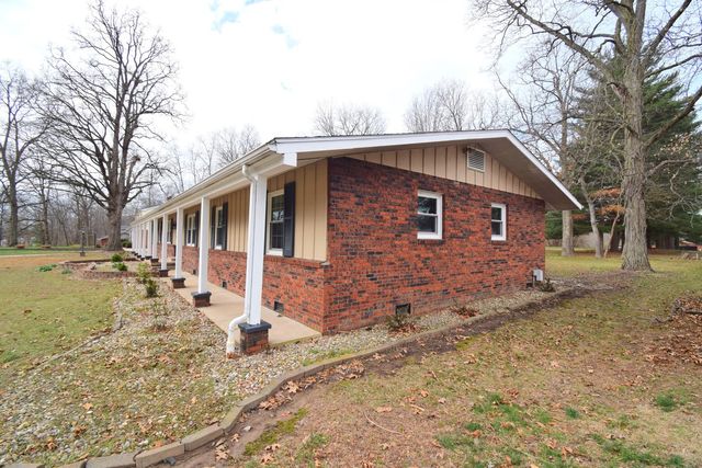 4 Webster Hill Estates, Mt Vernon, IL 62864