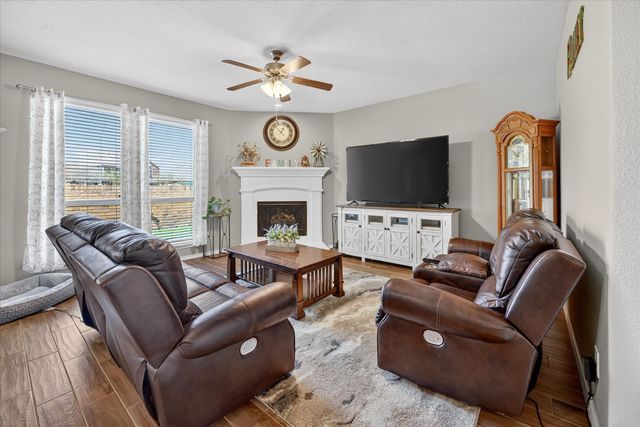 15845 Oak Pointe Drive, Fort Worth, TX 76177