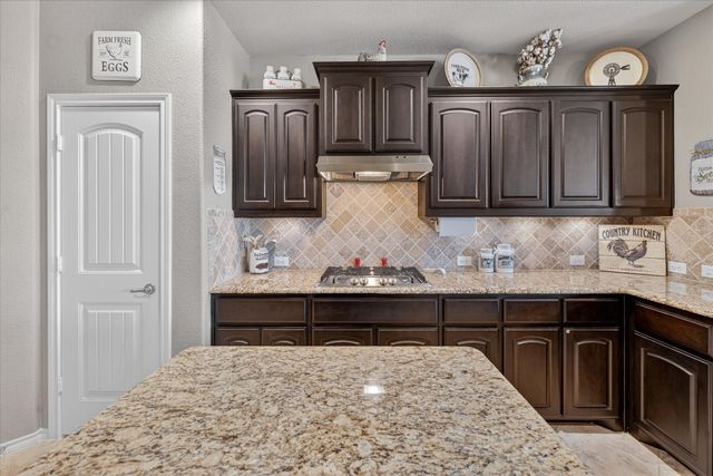 15845 Oak Pointe Drive, Fort Worth, TX 76177