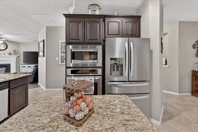 15845 Oak Pointe Drive, Fort Worth, TX 76177